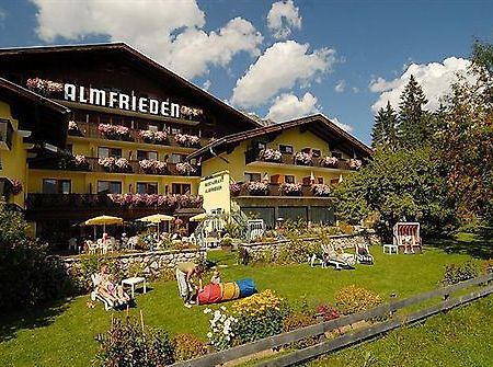 Almfrieden Hotel & Romantikchalet ラムサウ・アム・ダッハシュタイン エクステリア 写真
